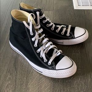 Black and White Converse High-Tops